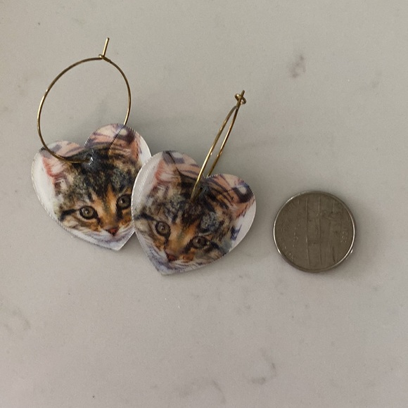 MoMA Design Store Lenticular Tiger Earrings - Picture 4 of 5
